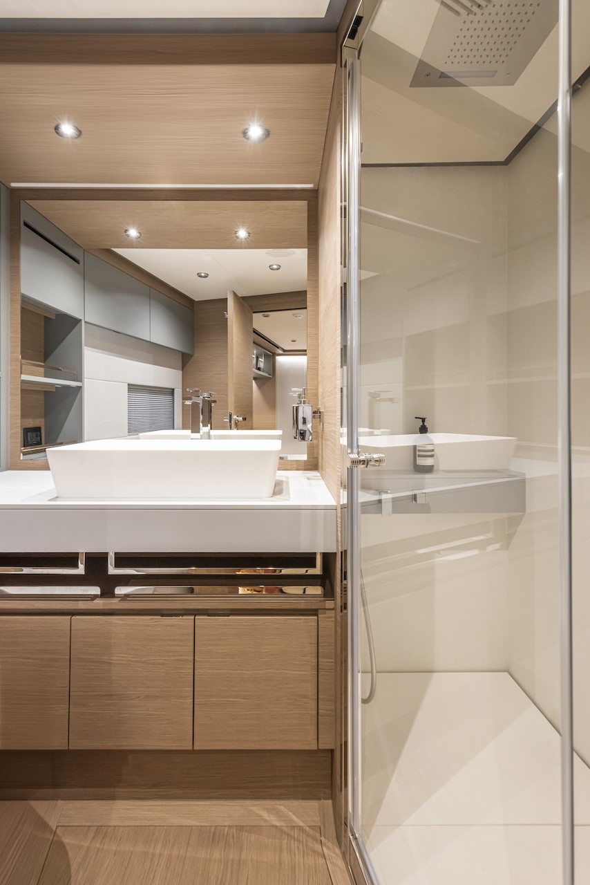 foto: 100 Pardo Yachts Gt 75 - New