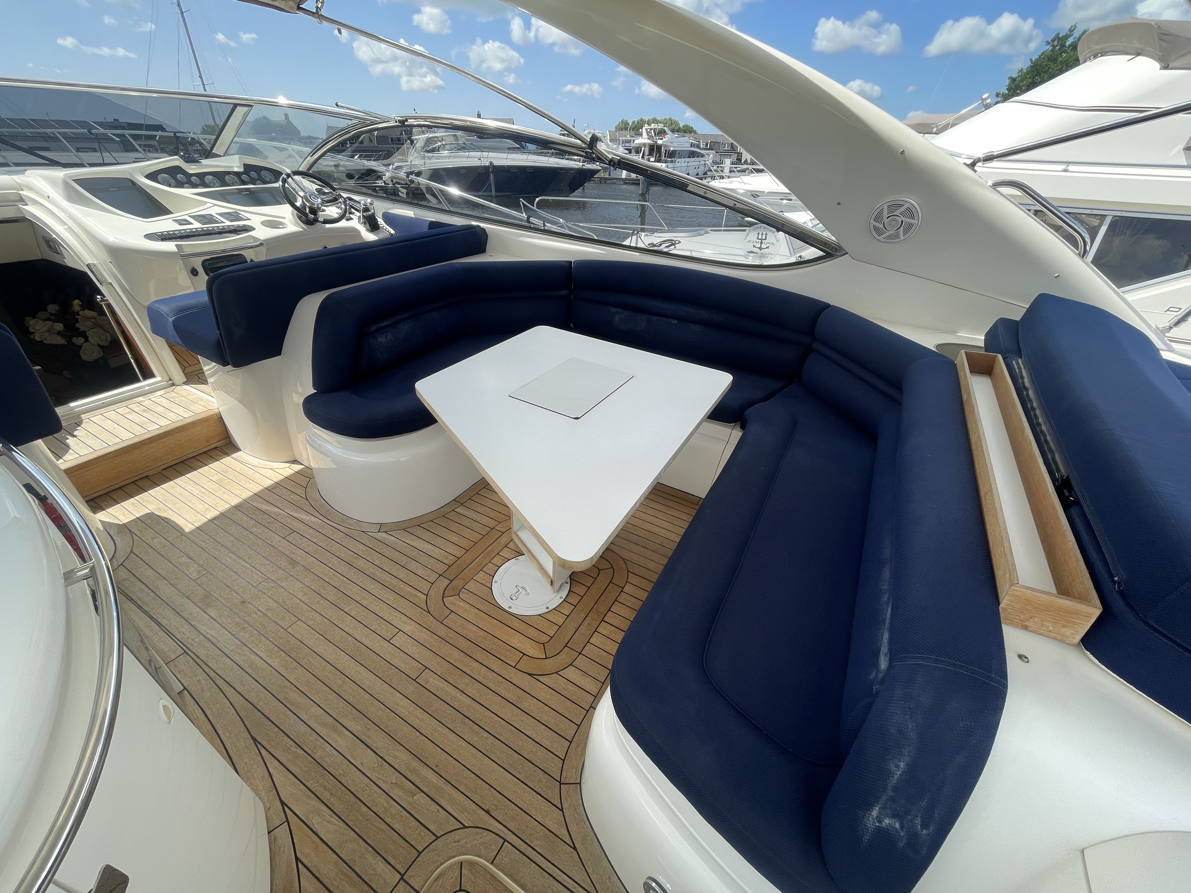 foto: 28 Sunseeker Predator 58