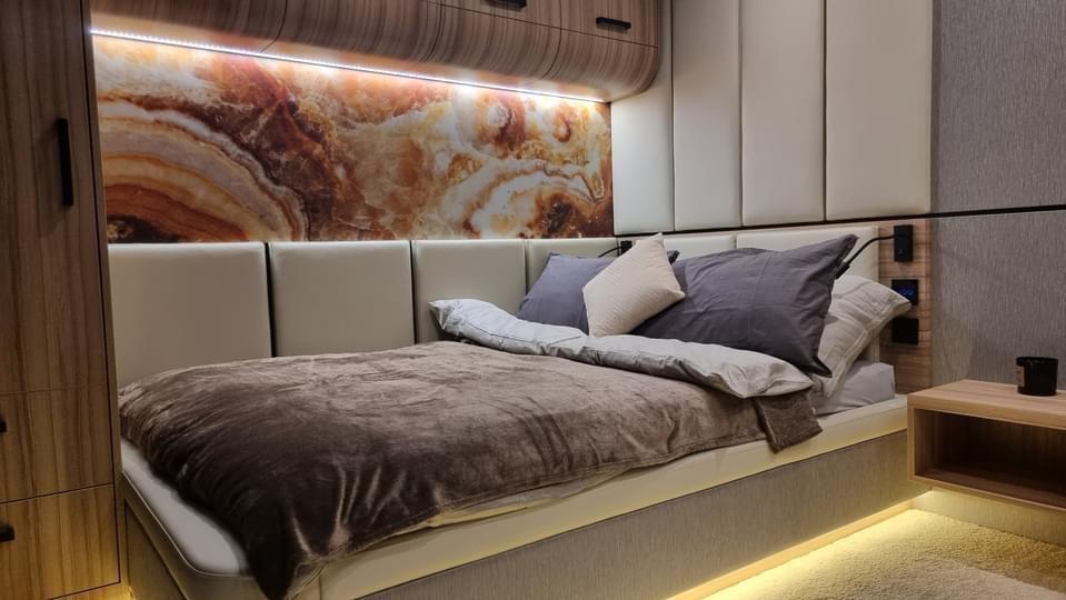 foto: 23 Perla E-vision 42