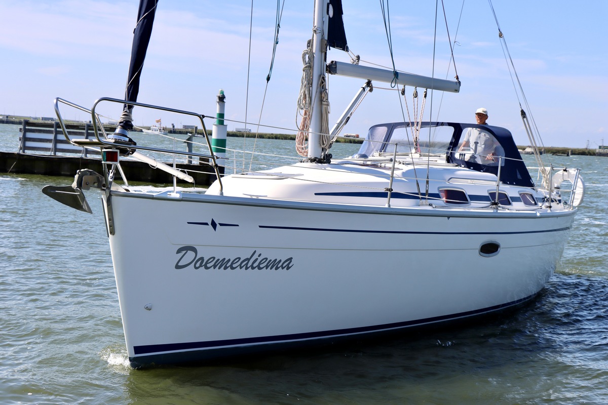 foto: 36 Bavaria  33 Cruiser
