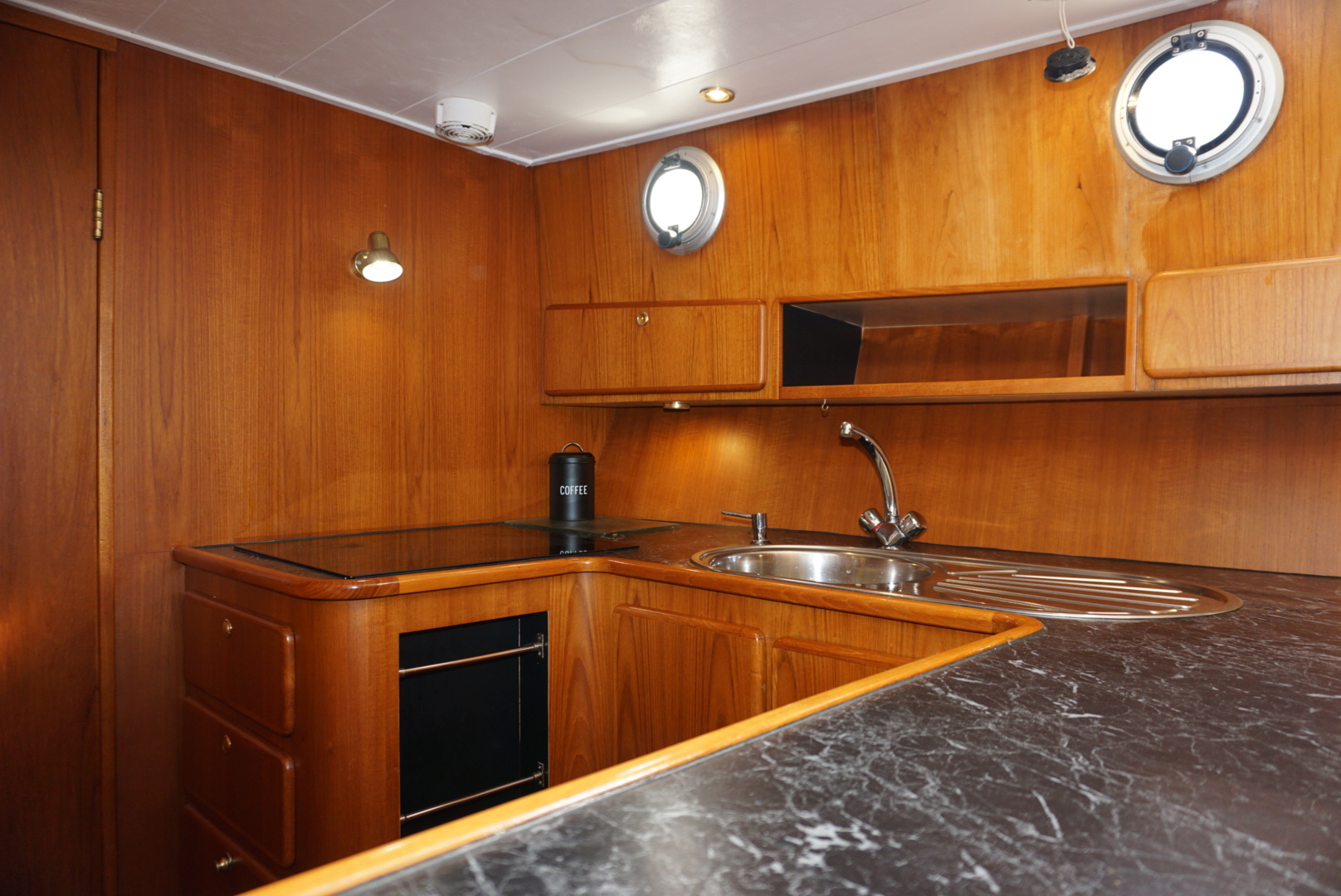 foto: 51 Vripack Vripack Spiegelkotter 11.50 AK Cabrio