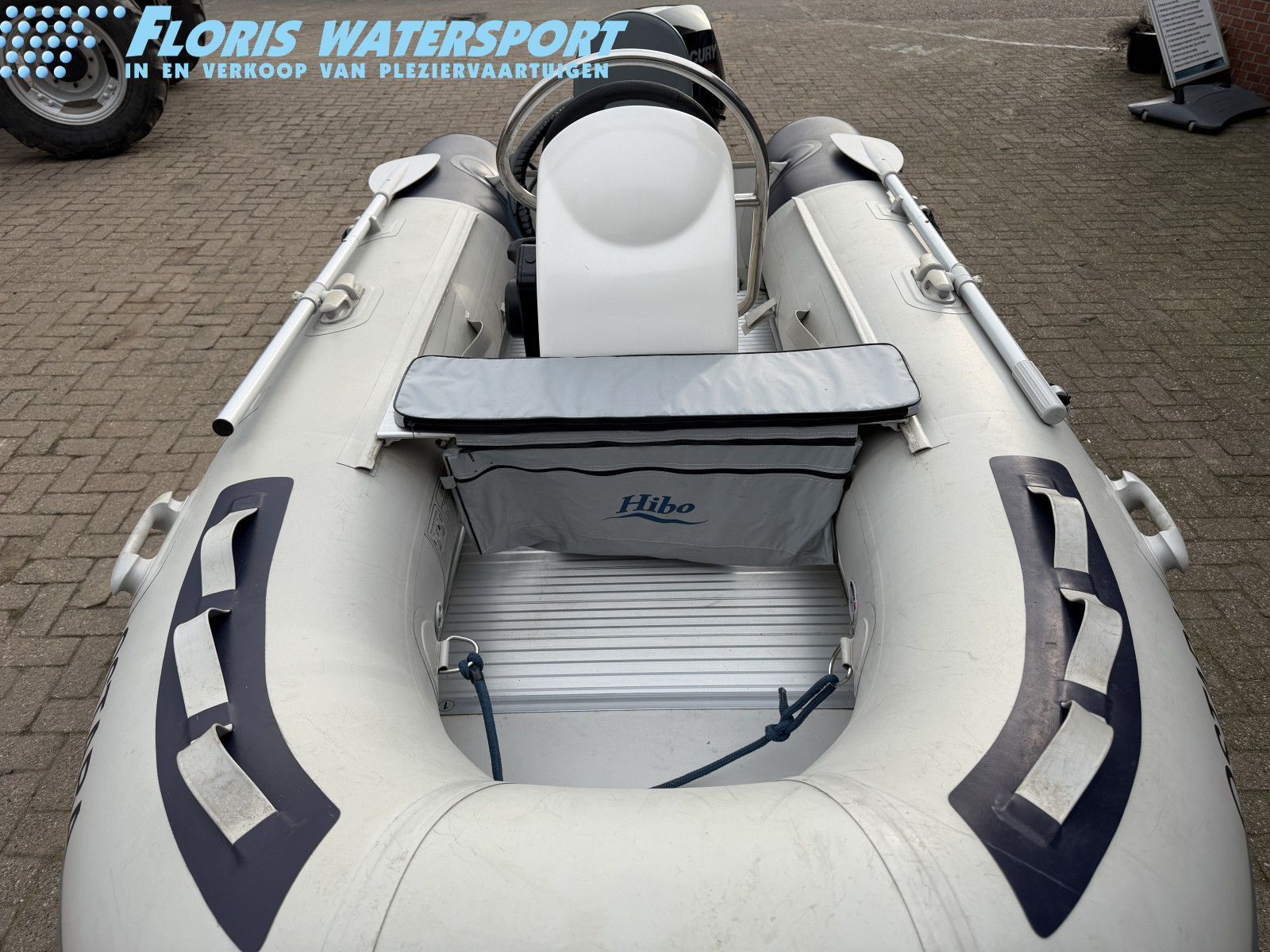 foto: 10 Vetus VB300