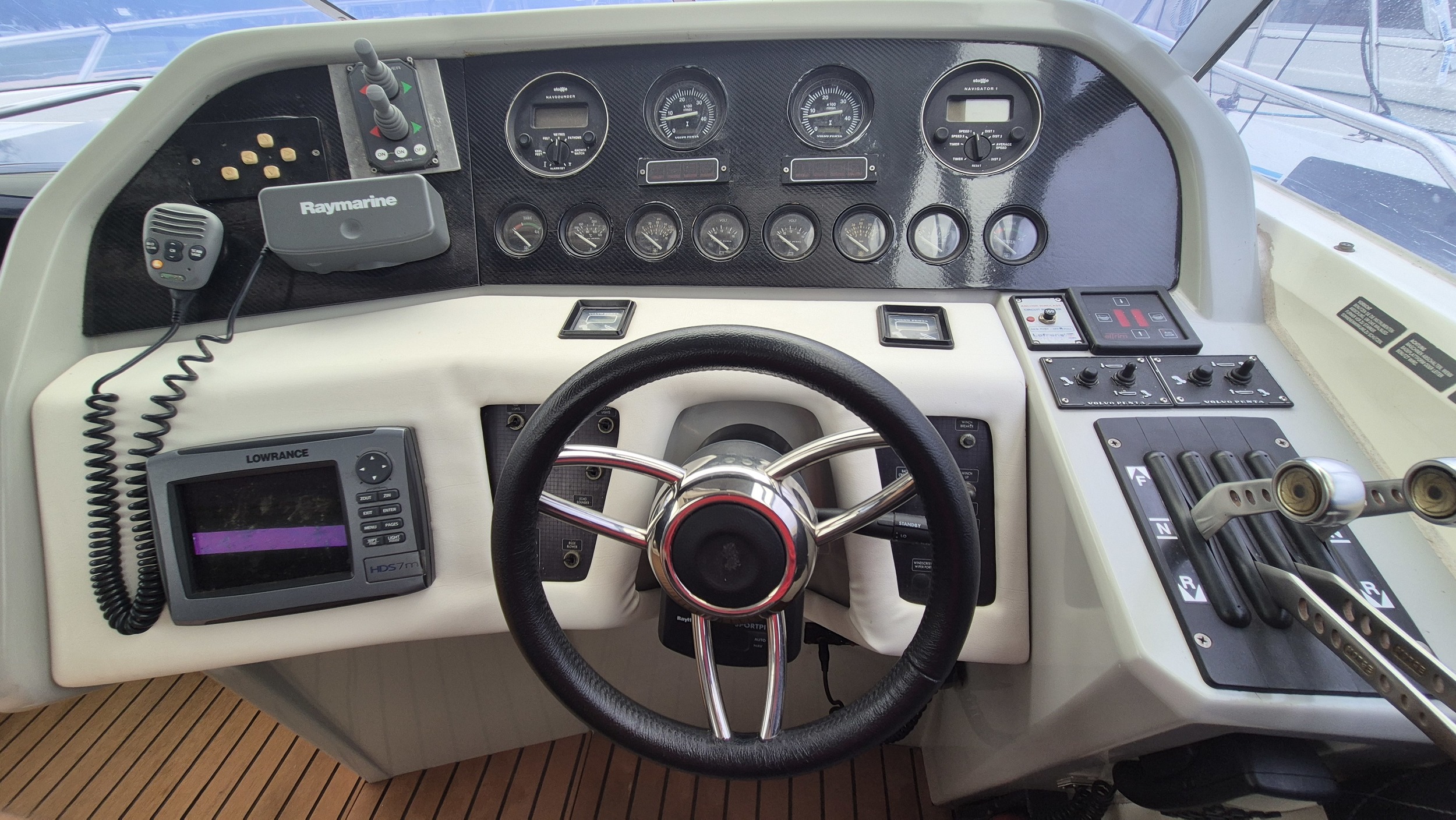 foto: 49 Sunseeker 38 Martinique