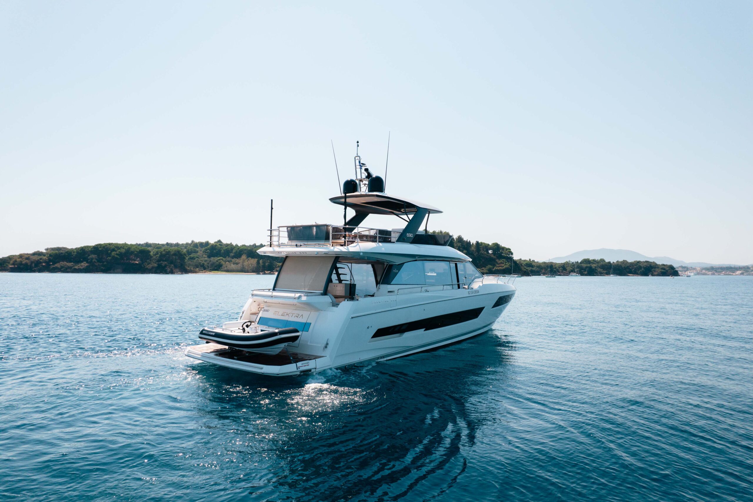 foto: 124 Prestige 690 flybridge