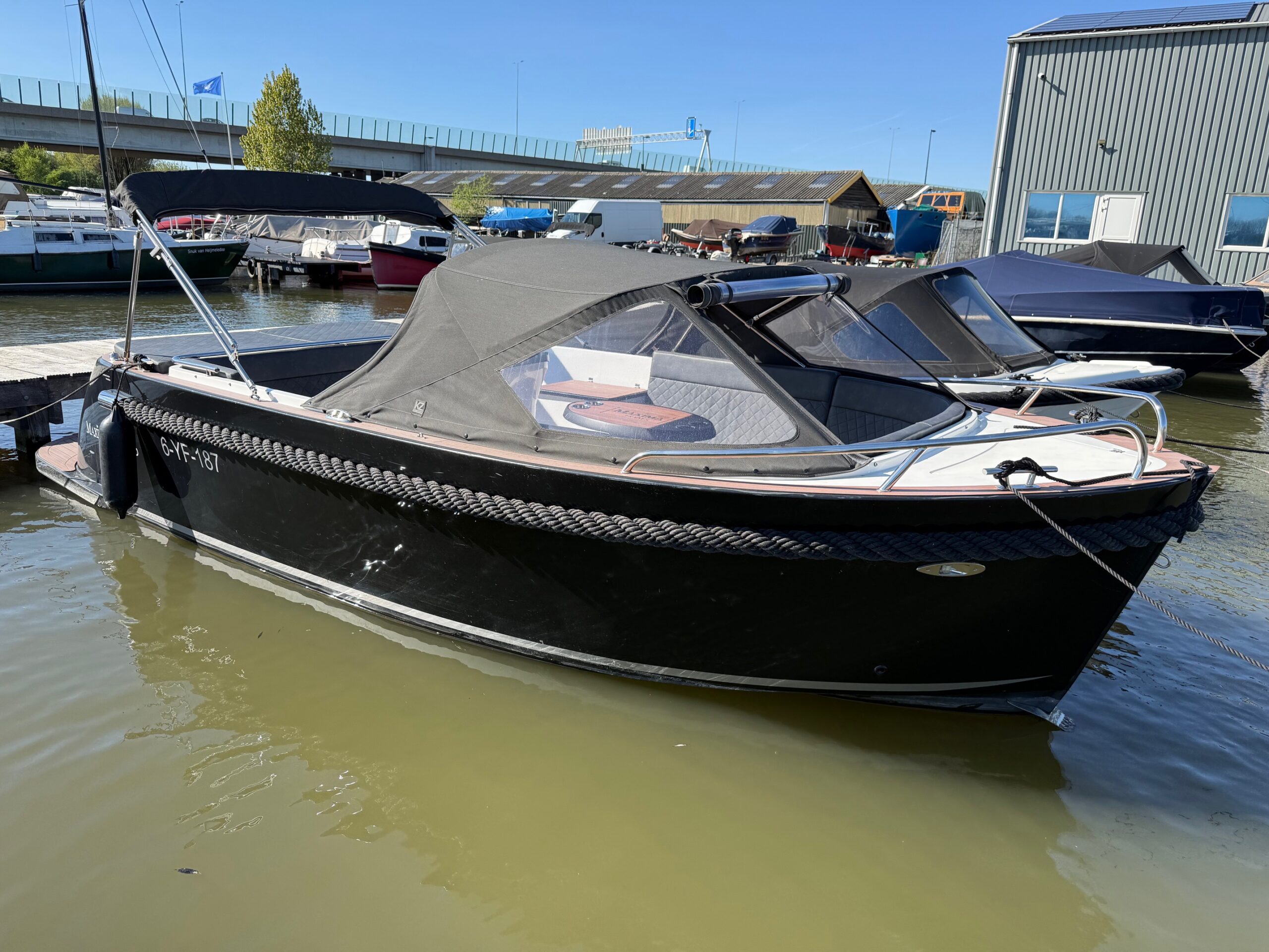 foto: 7 Maxima 620 retro