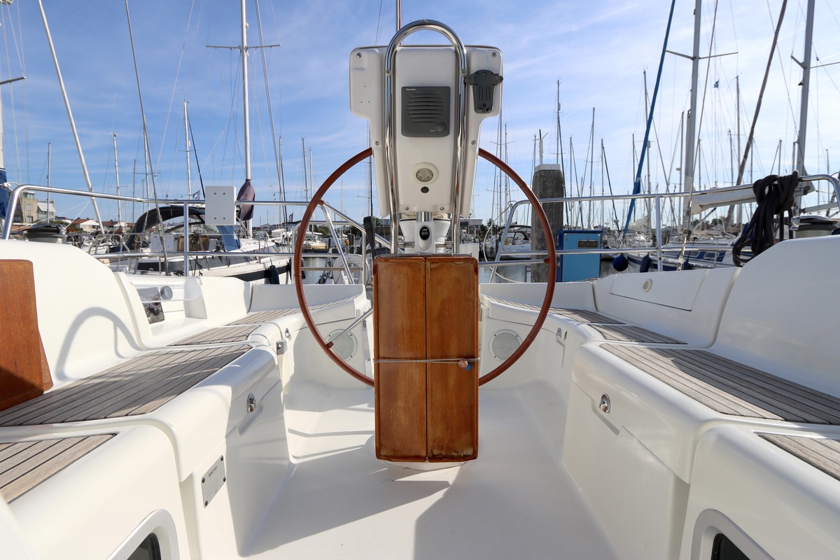 foto: 38 BENETEAU OCEANIS CLIPPER 373