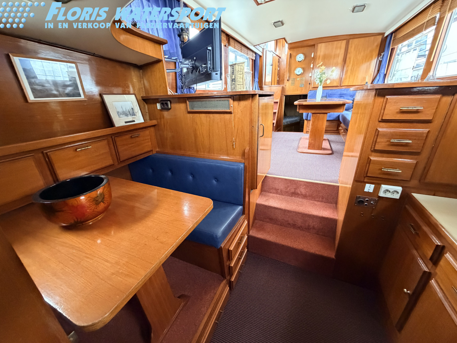foto: 24 Klaasssen kotter 1400 Pilot