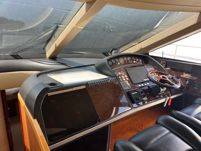 foto: 36 Princess 67 Fly