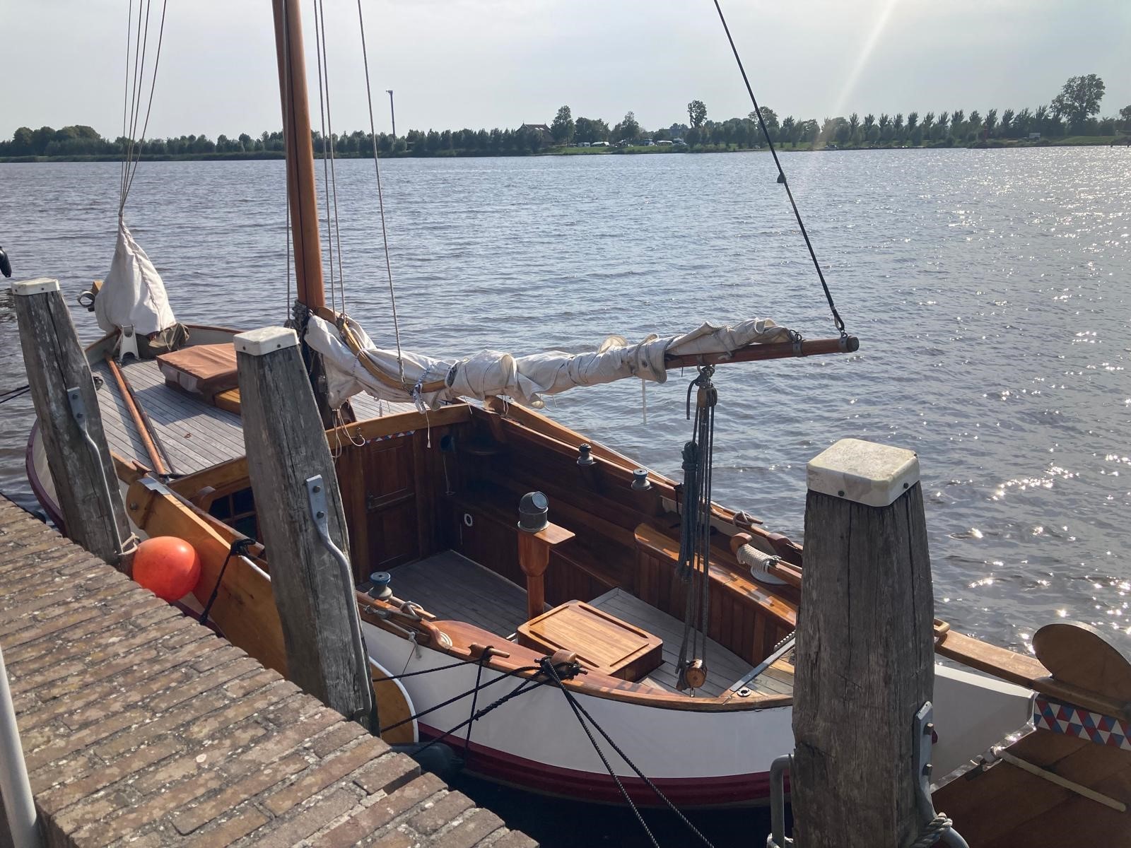 foto: 64 Gipon Schokker Visserman 10.50