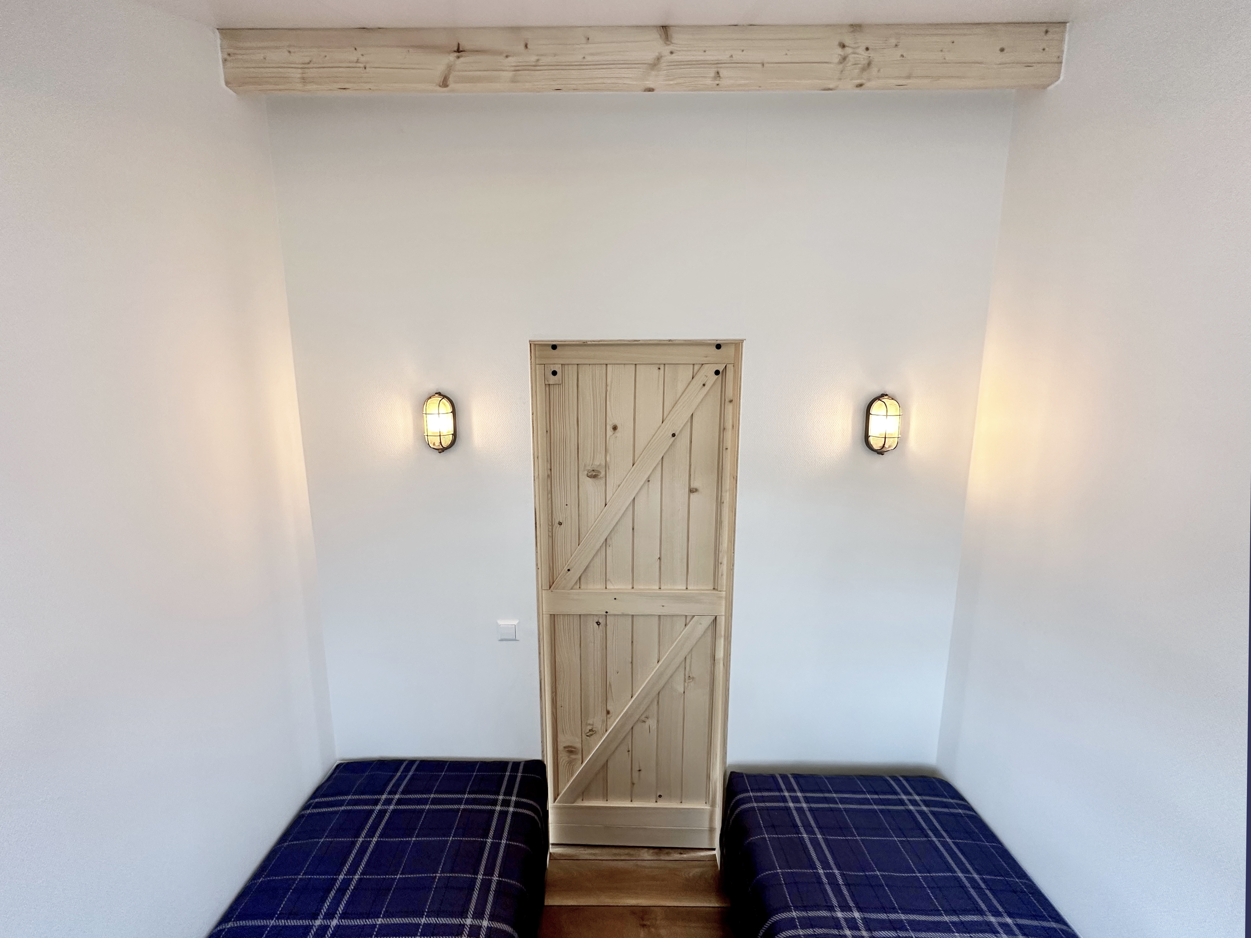 foto: 81 HOMESHIP VaarChalet In Amsterdam 1250D Luxe Houseboat