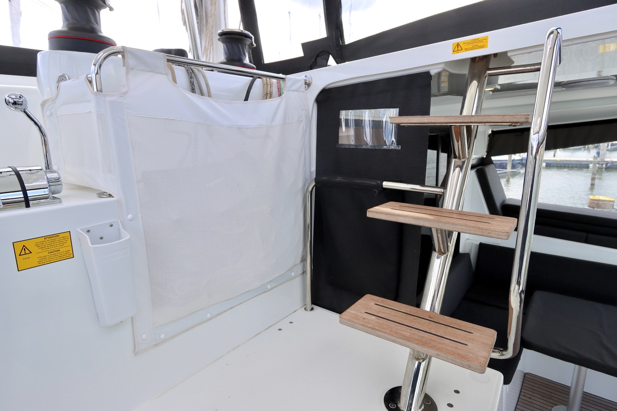 foto: 195 Lagoon 42 Full specs
