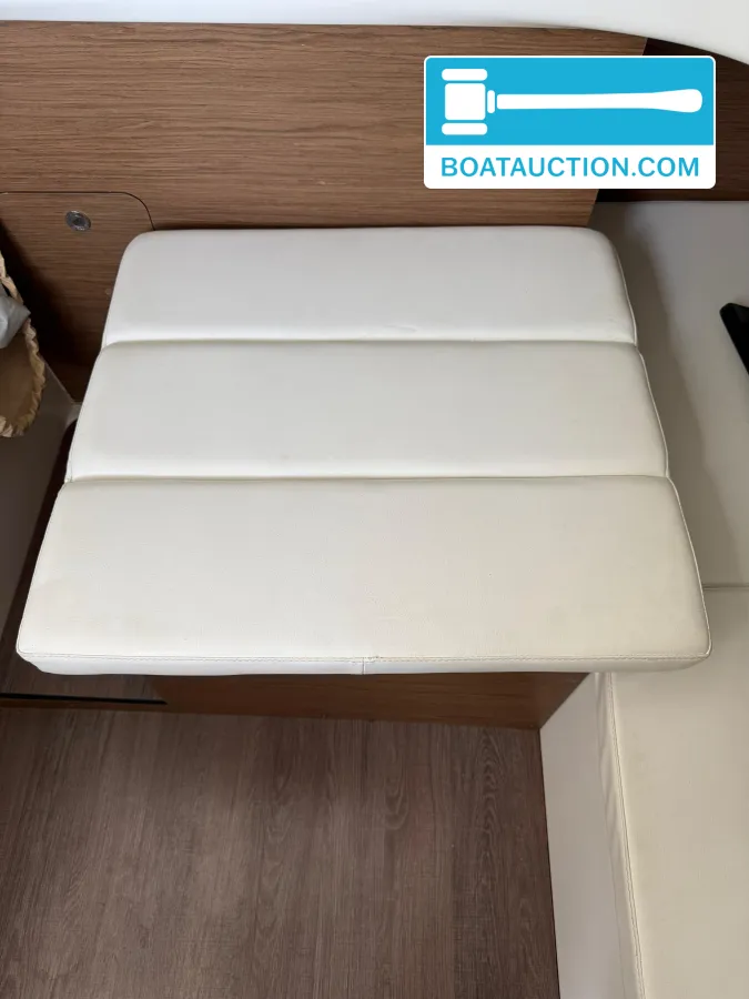 foto: 23 Jeanneau Cap Camarat 8.5CC