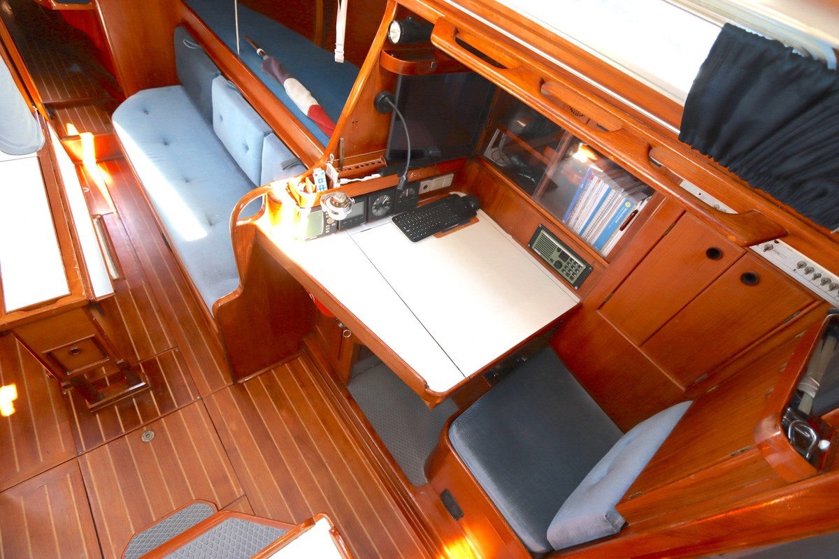 foto: 34 Holman & Pye Red Admiral 36