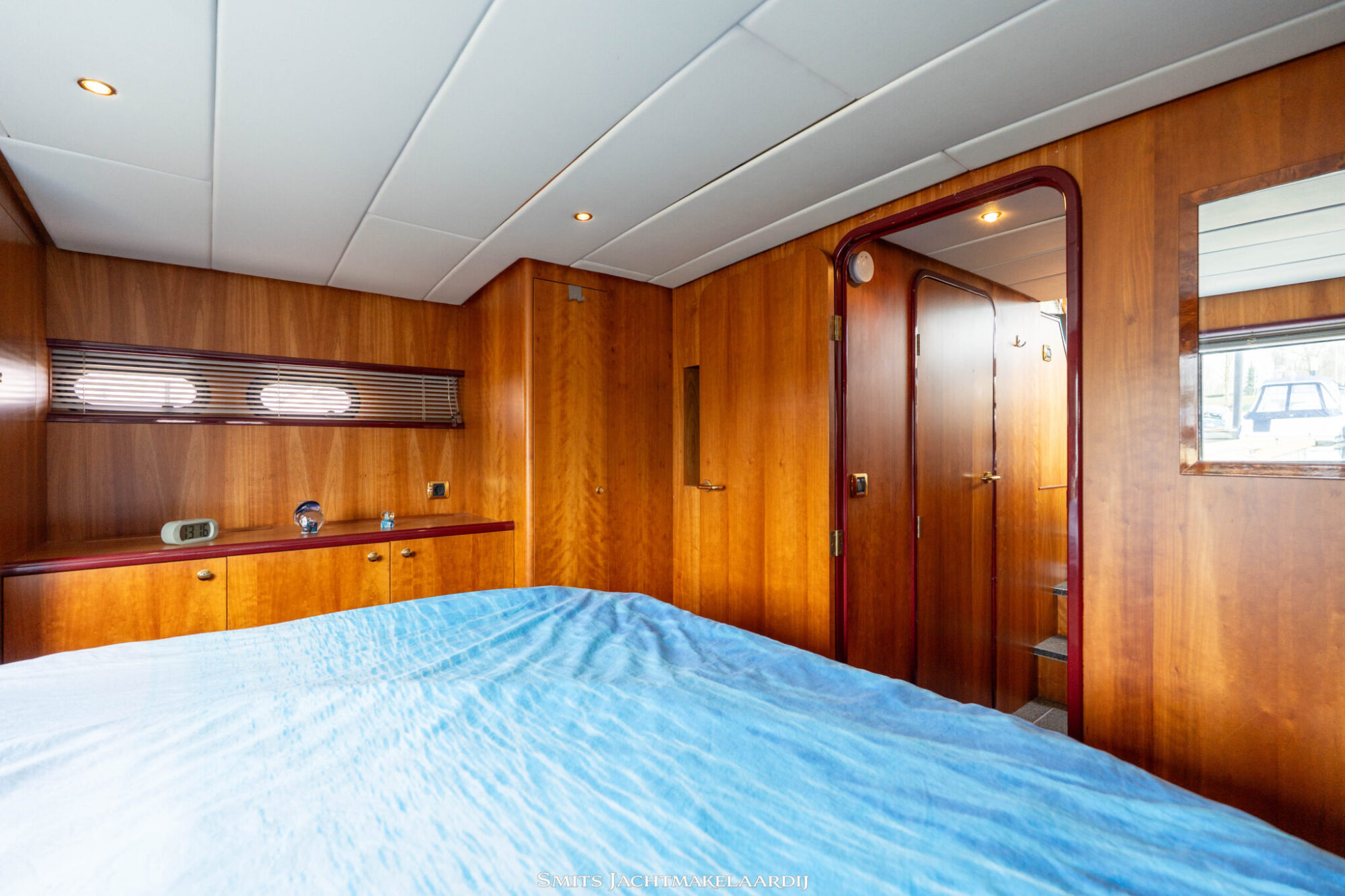 foto: 83 Pacific Pacific Allure 148 VS