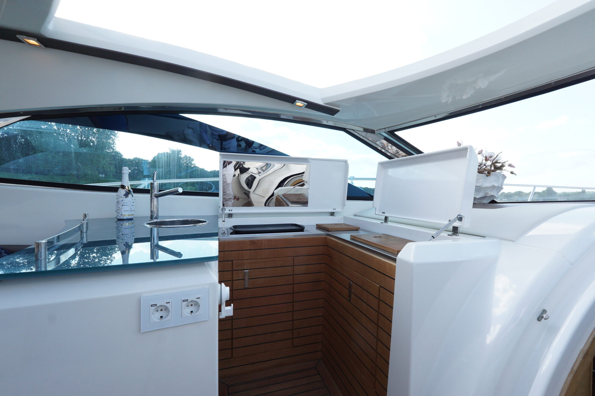 foto: 108 Sessa Sessa C52 HT