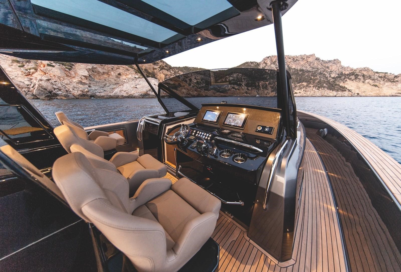 foto: 28 Pardo Yachts 50