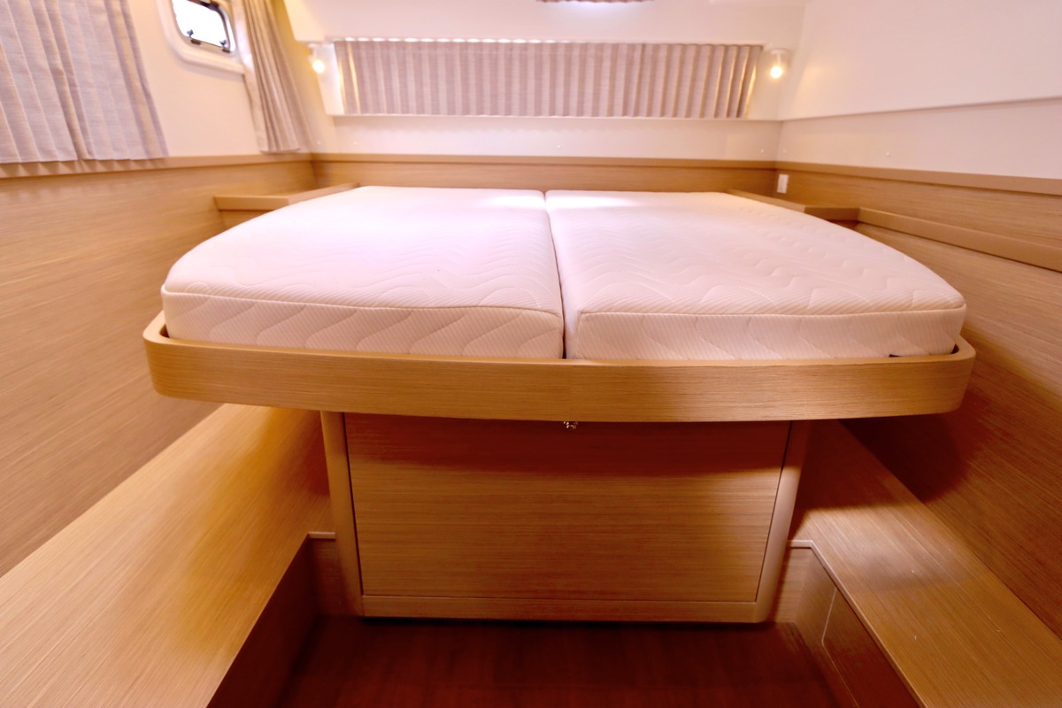 foto: 132 Lagoon 42 Full specs