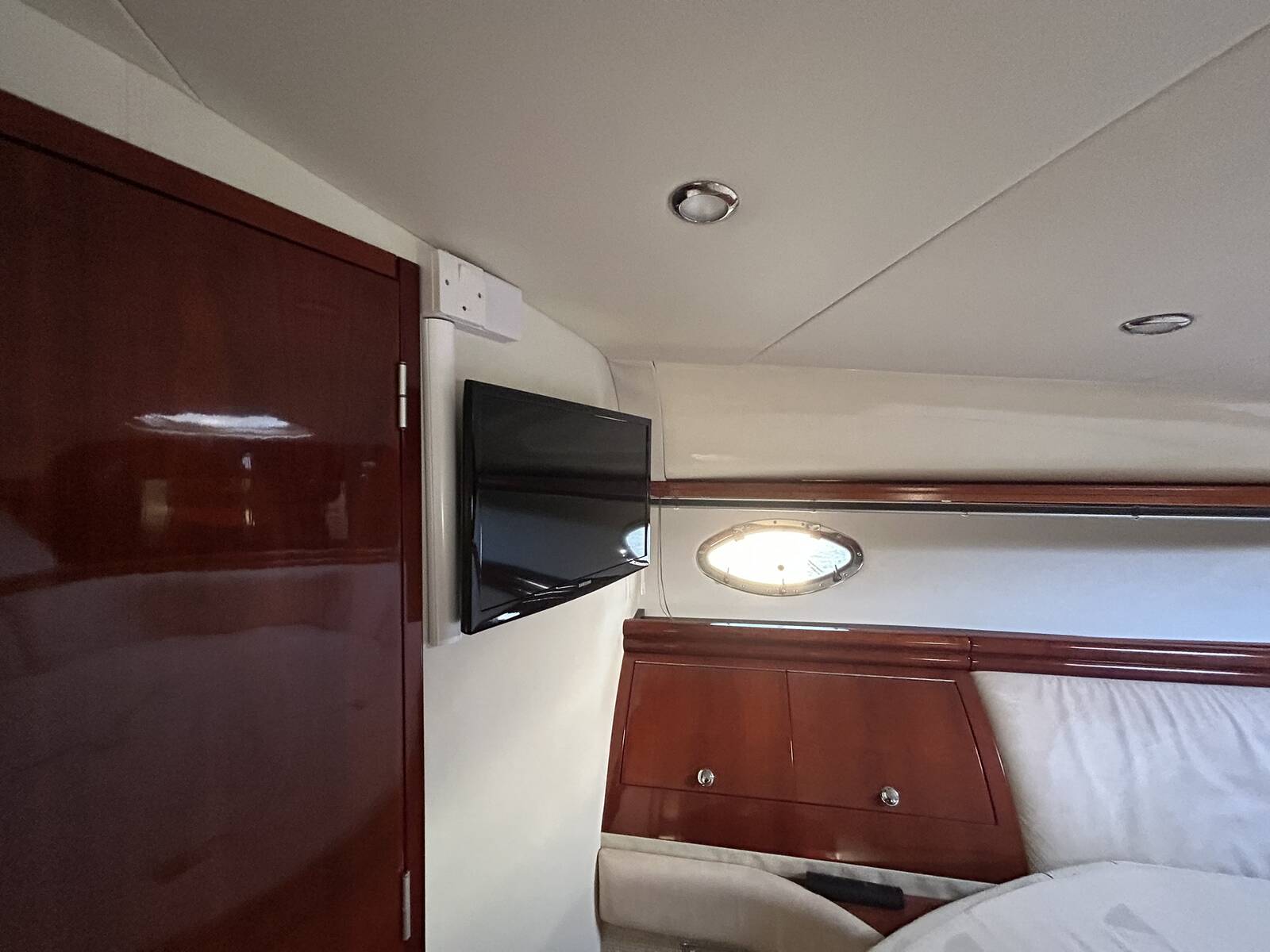 foto: 26 Fairline  Phantom 43