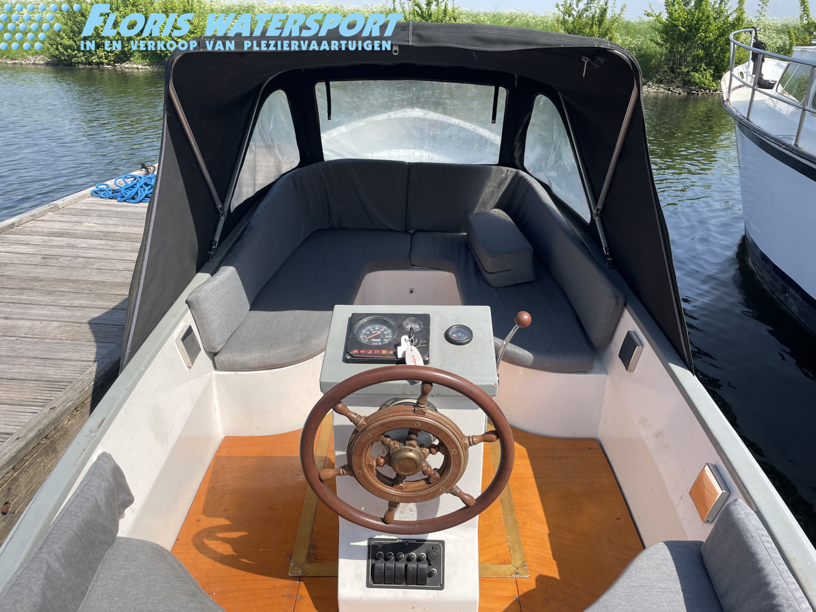 foto: 12 Eurosleper 550