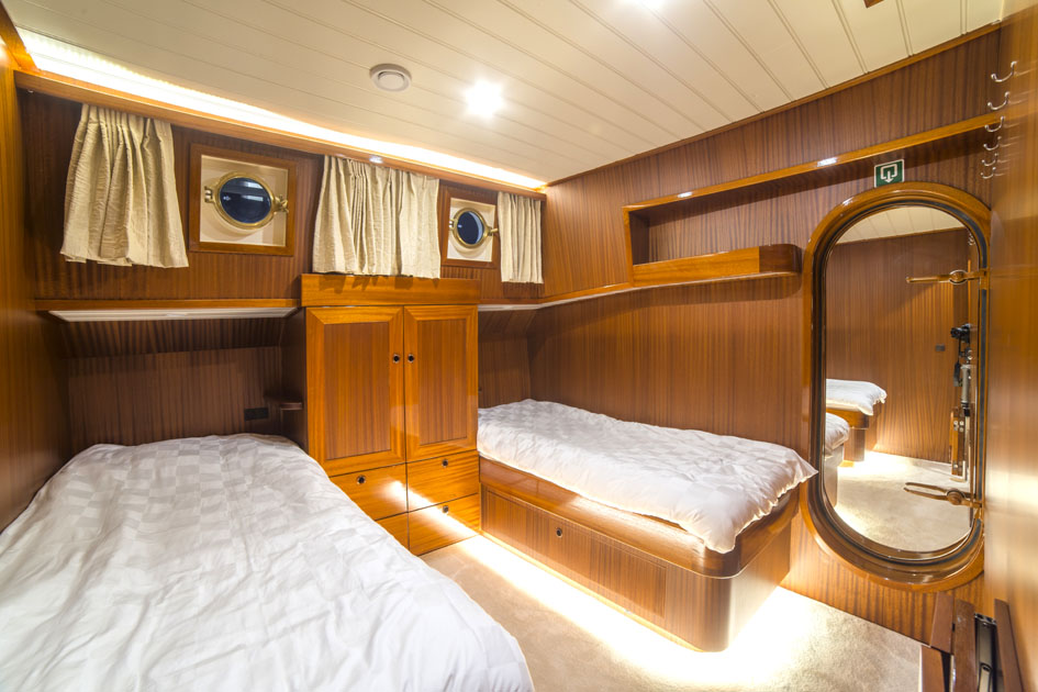 foto: 61 Luxe Motor Cruise 19.75