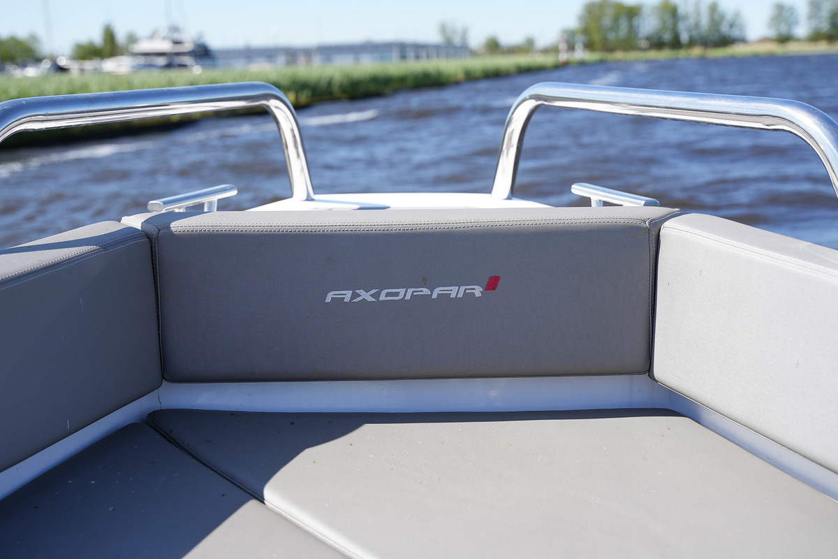 foto: 55 Axopar 24 Open
