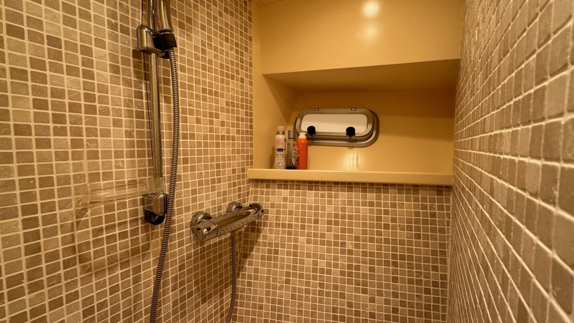 foto: 55 Super van Craft Super van Craft 14.80 Cabrio Stabilizers