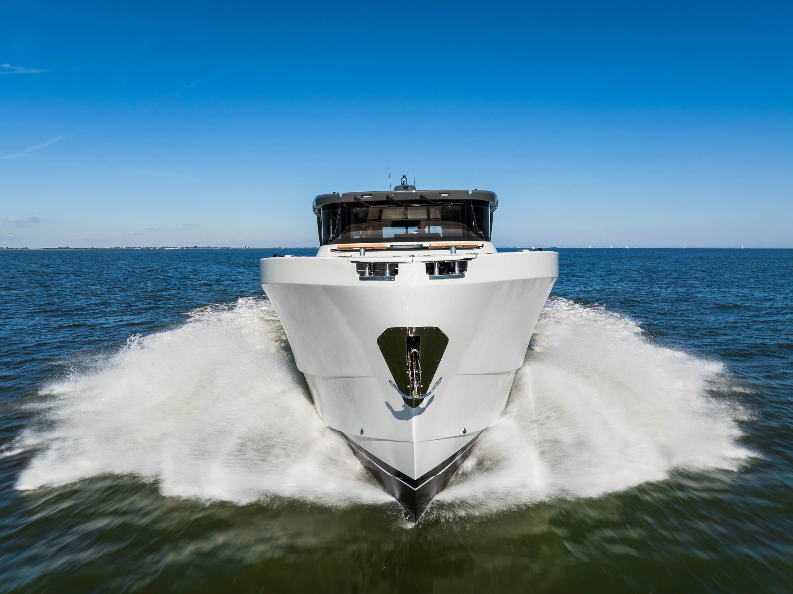 foto: 35 Bluegame BGX60