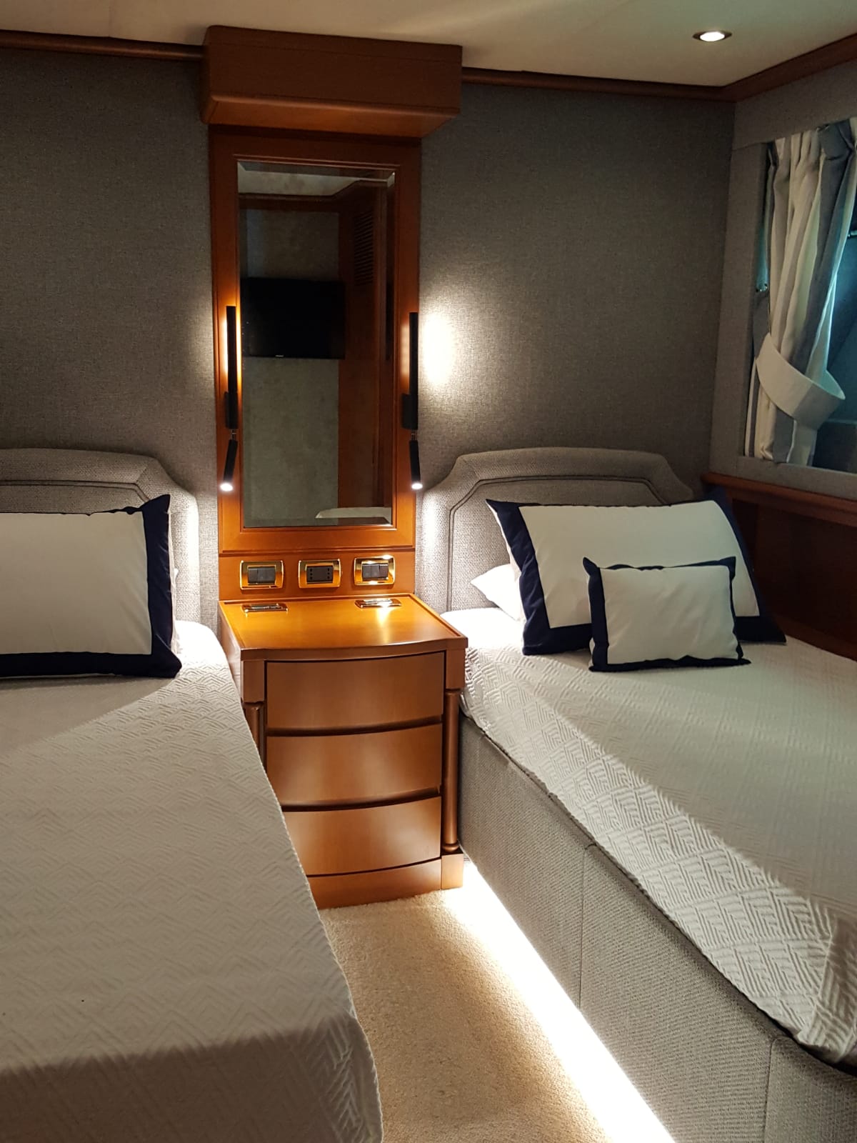 foto: 36 Rodriguez boat builders 125