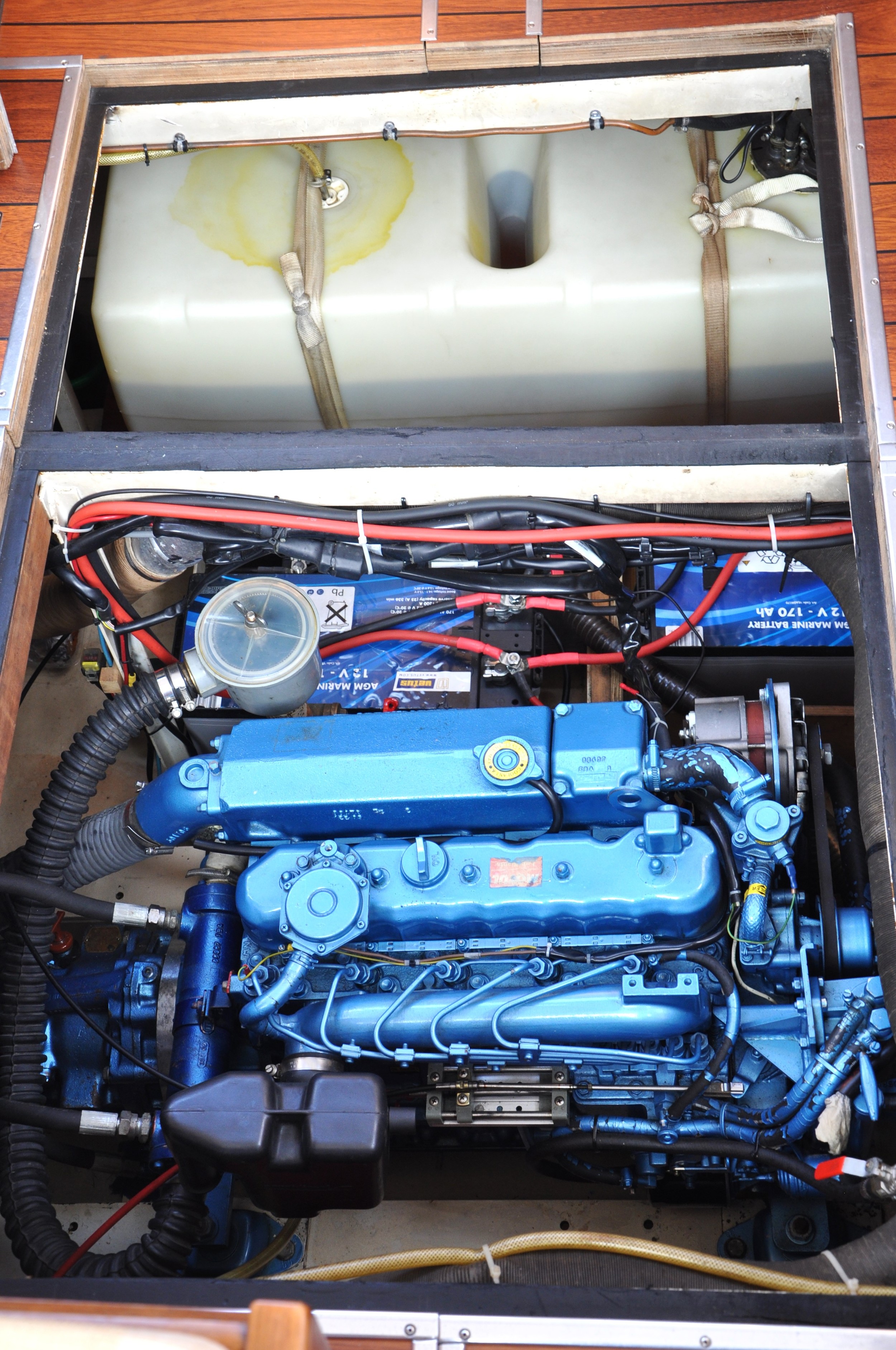 foto: 21 Linssen - Sint Jozef Vlet 950 Salon AK