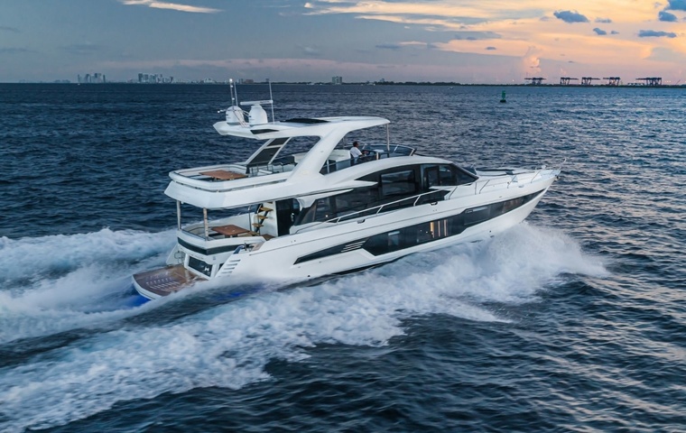 hoofdfoto: 1 Galeon 680 Fly