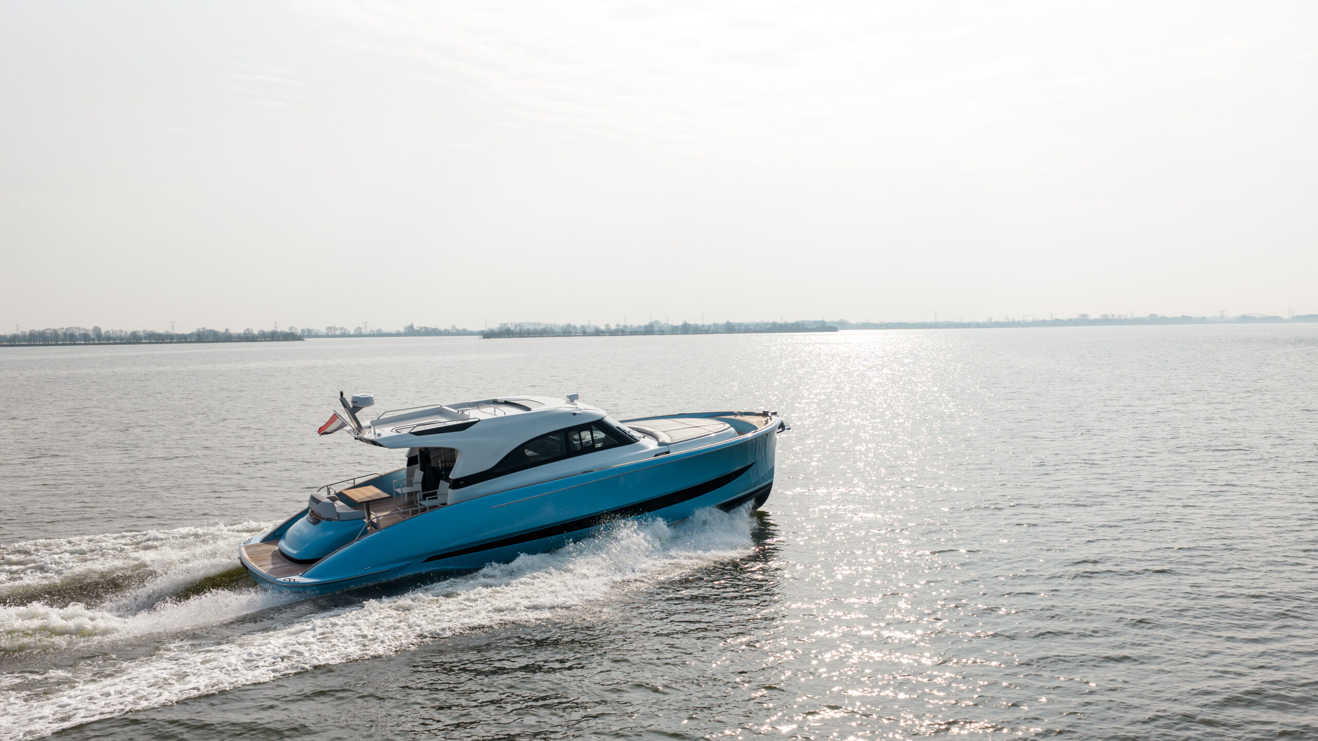 foto: 54 Solaris Power 48 Coupé