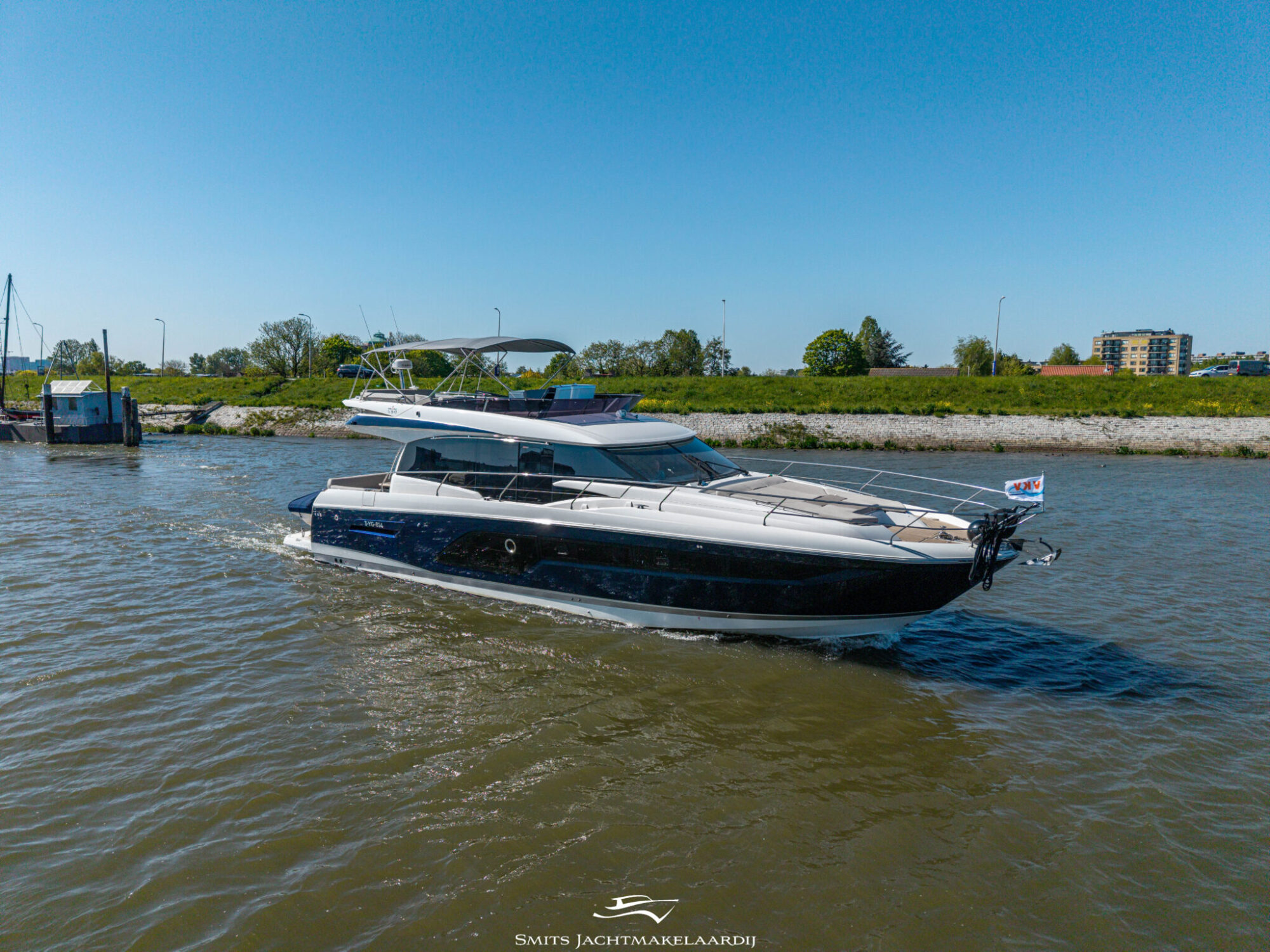 foto: 218 Prestige Prestige 590 Flybridge