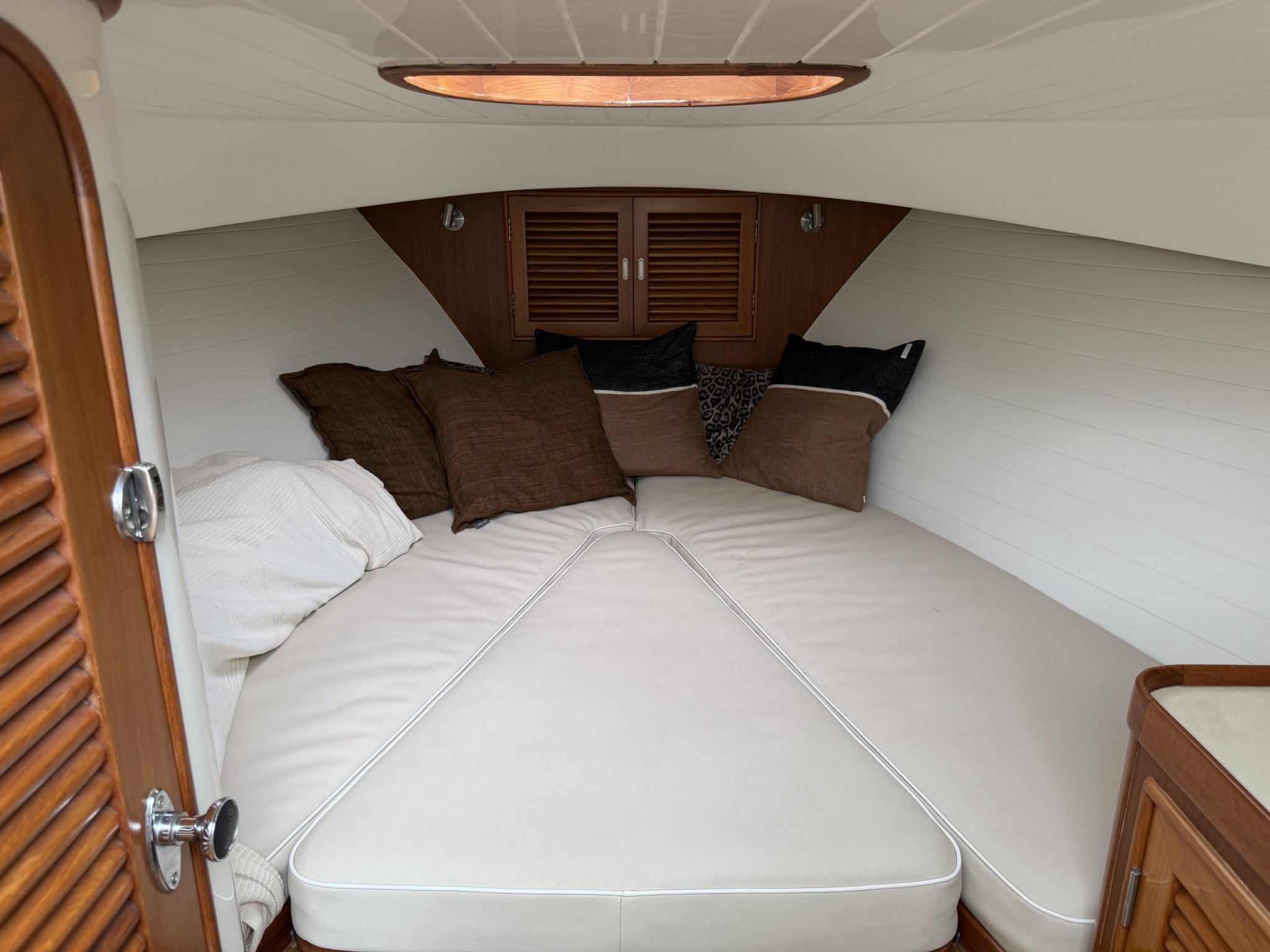 foto: 43 Long Island 33 Runabout