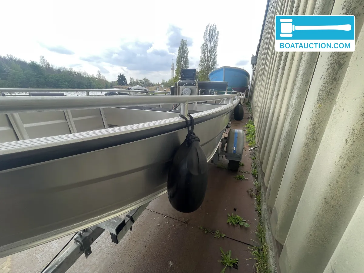 foto: 28 Qwest B421