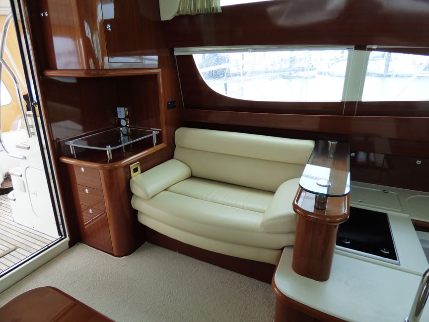 foto: 36 Prestige  46