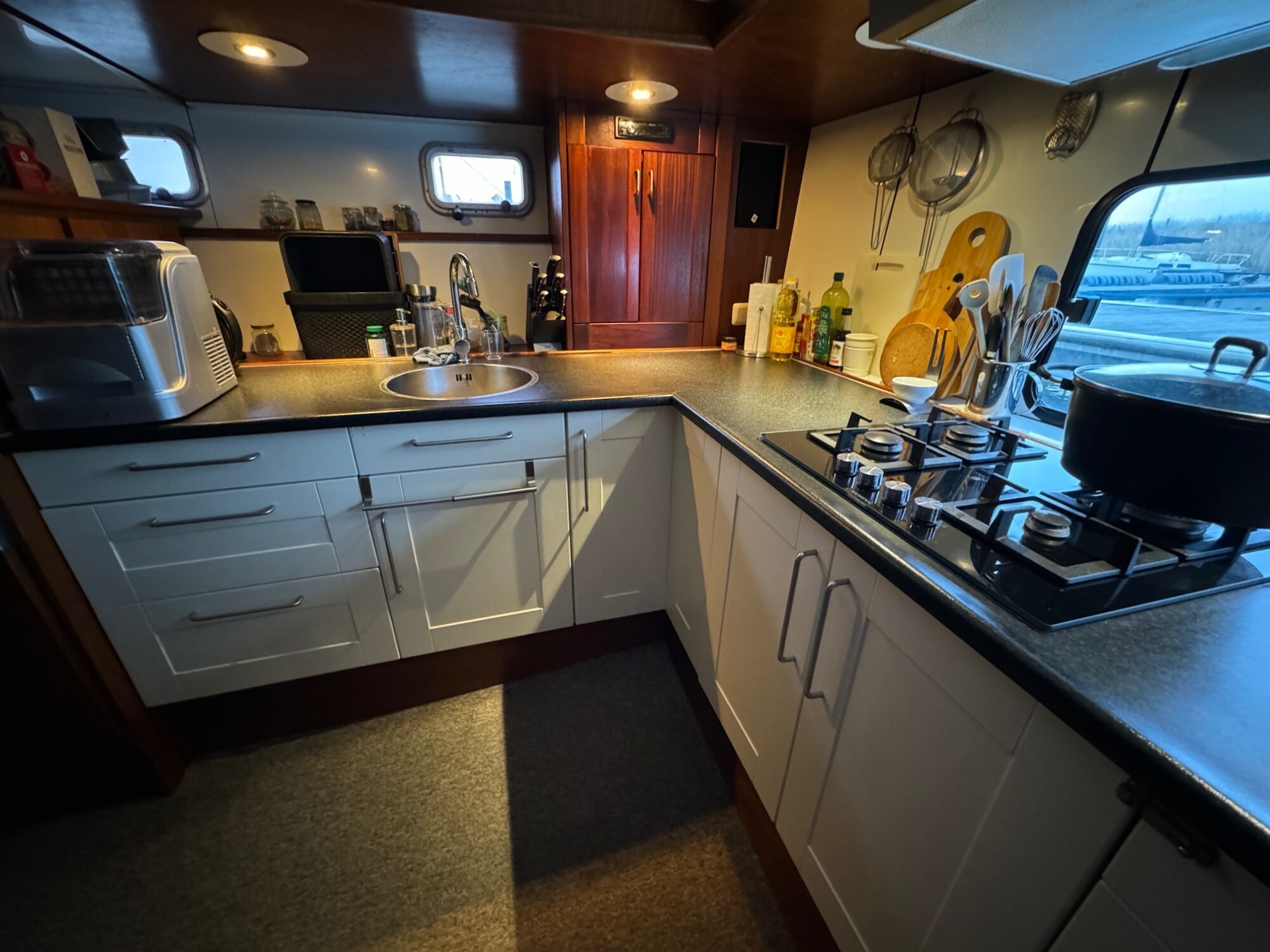 foto: 28 Jacabo Trawler 14.50 Flybridge