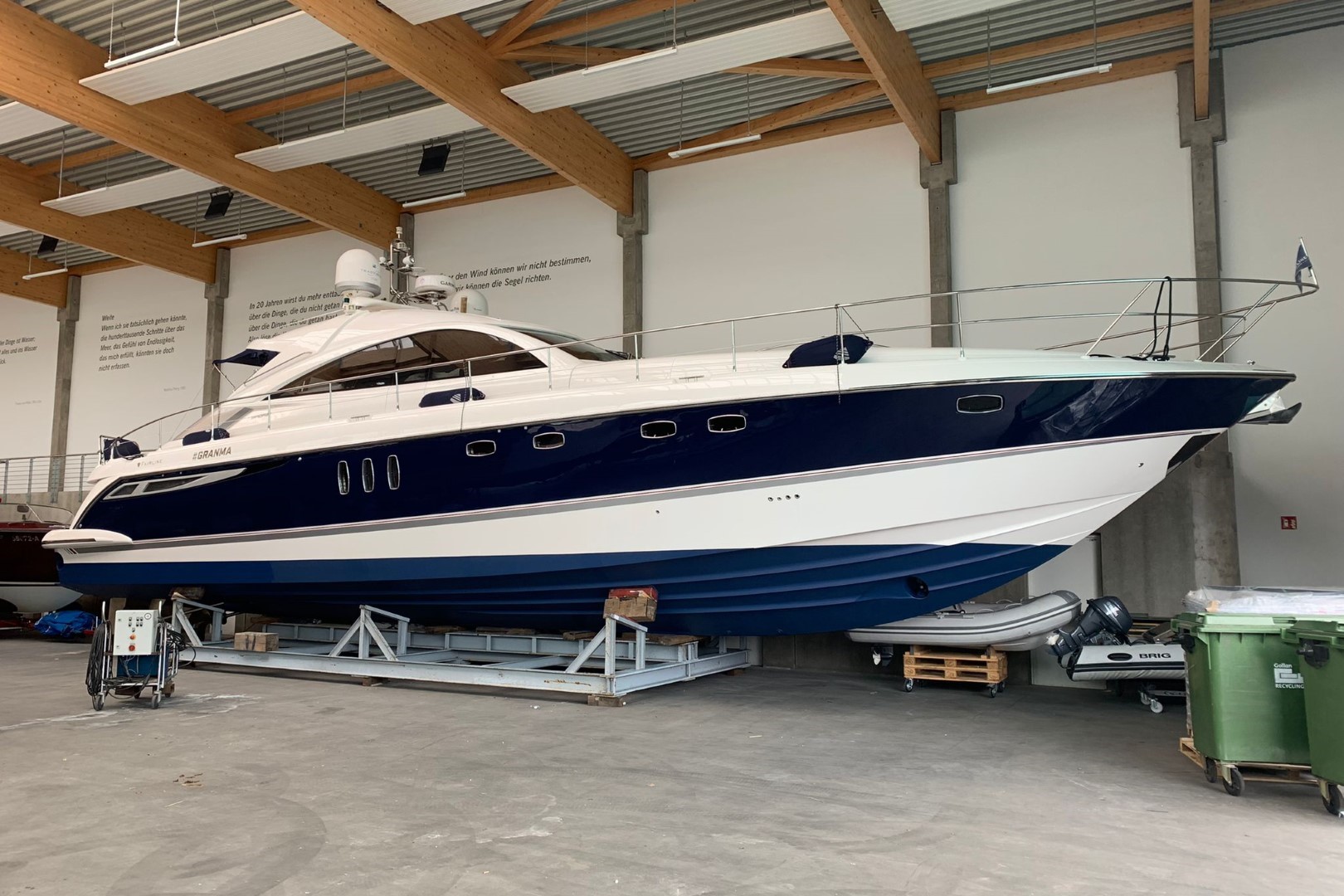 foto: 19 Fairline  Targa 62