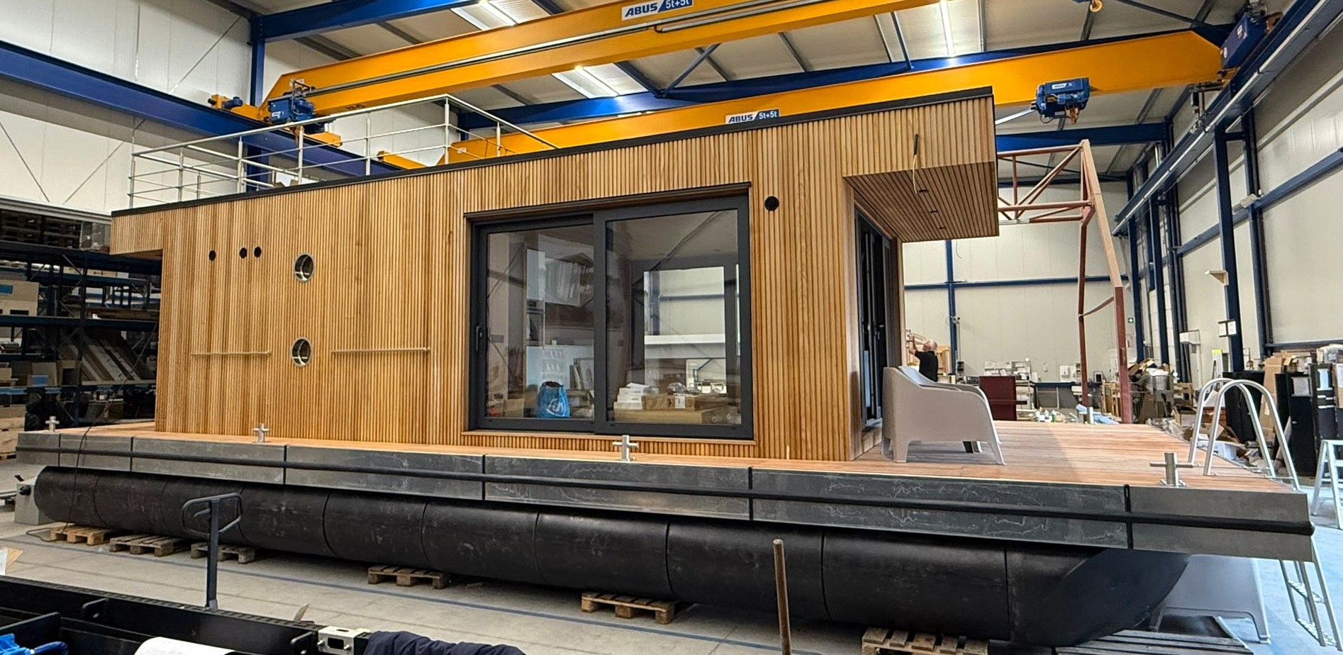 foto: 48 Surla 12 Houseboat Met (koop)ligplaats