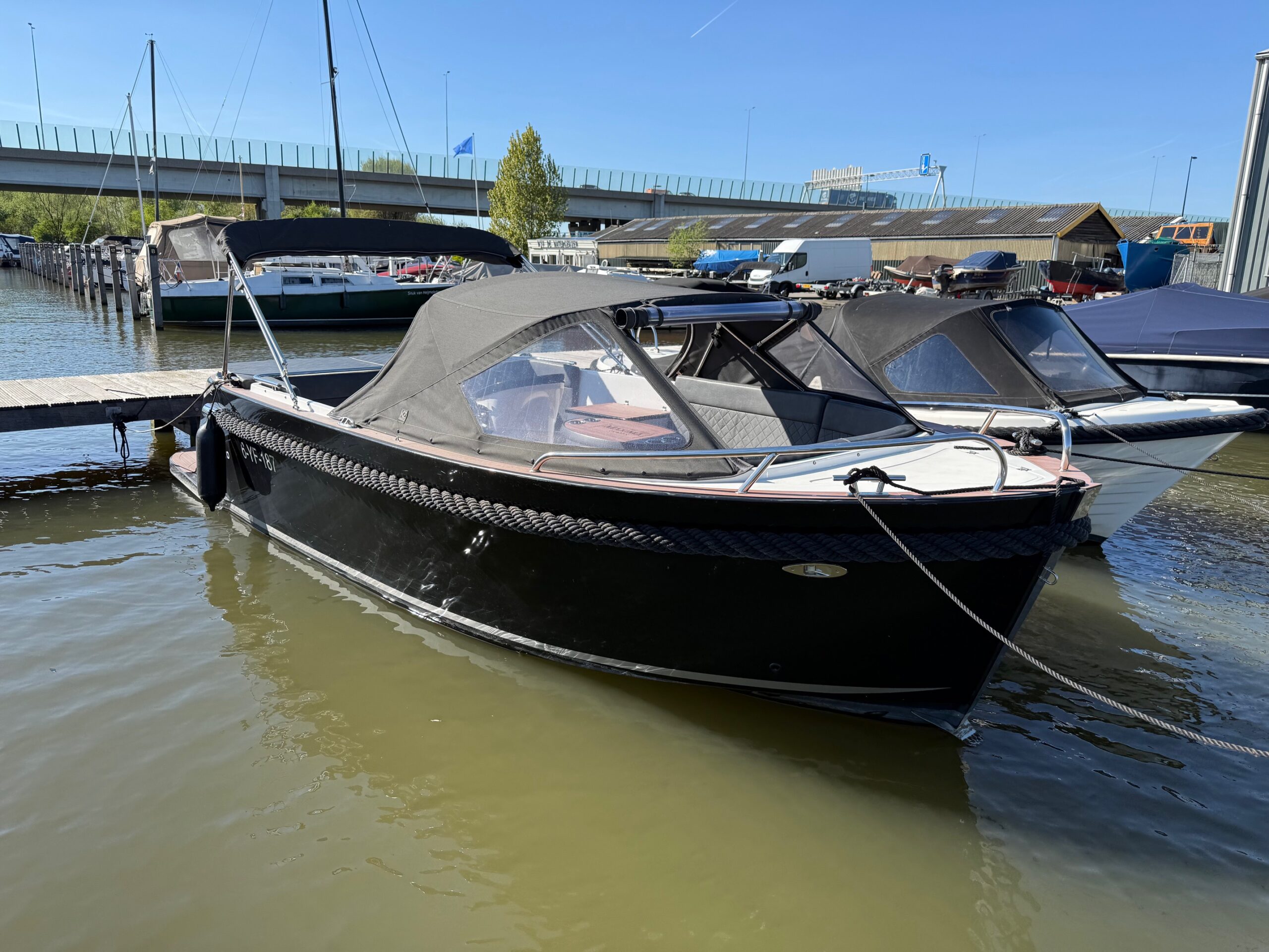 foto: 8 Maxima 620 retro