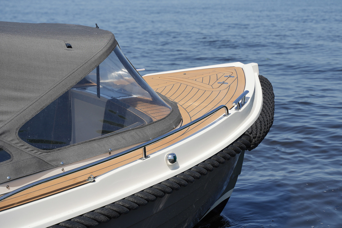 foto: 39 Interboat Intender 820