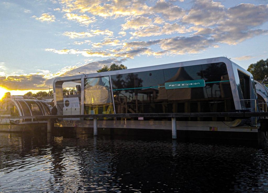 foto: 24 Perla E-vision 42