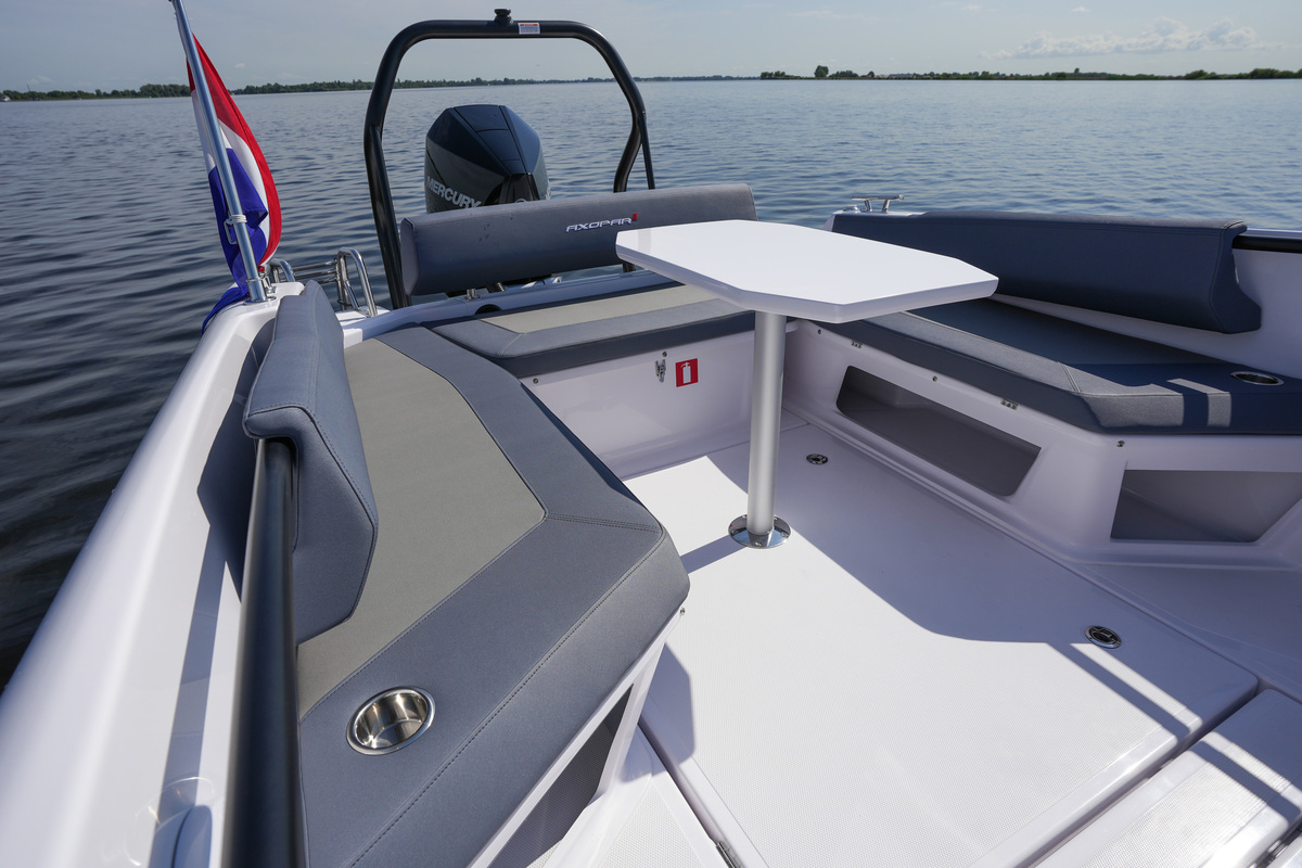 foto: 63 Axopar 25 Cross Bow