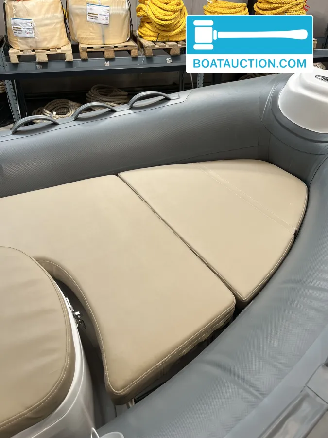 foto: 18 Ocean Pro 390