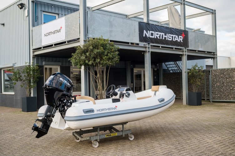 foto: 14 Northstar Axis 3.4