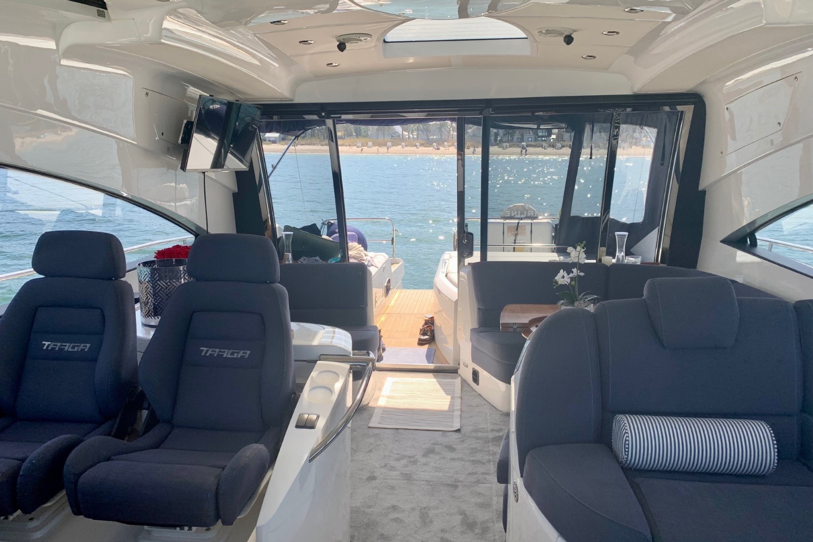 foto: 20 Fairline  Targa 62