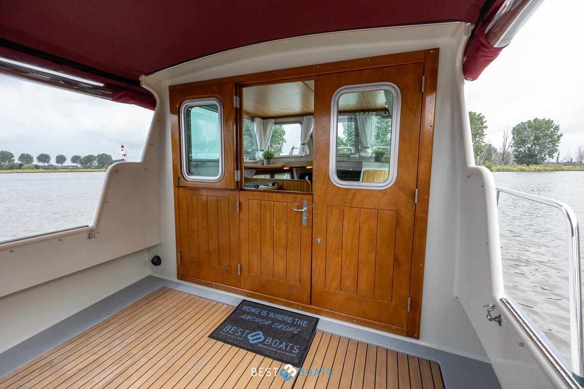 foto: 37 Linssen  Dutch Sturdy 260 OC