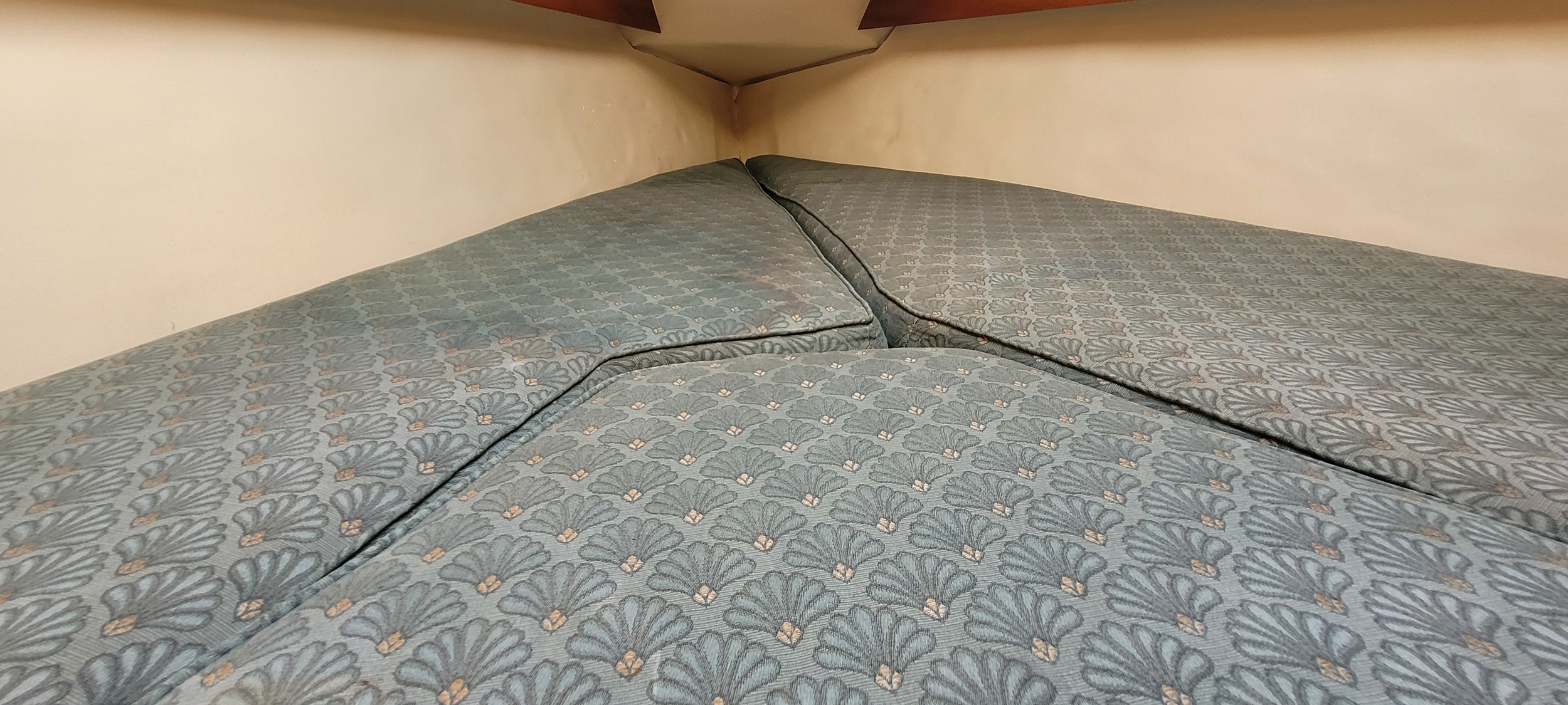 foto: 38 Bavaria 890