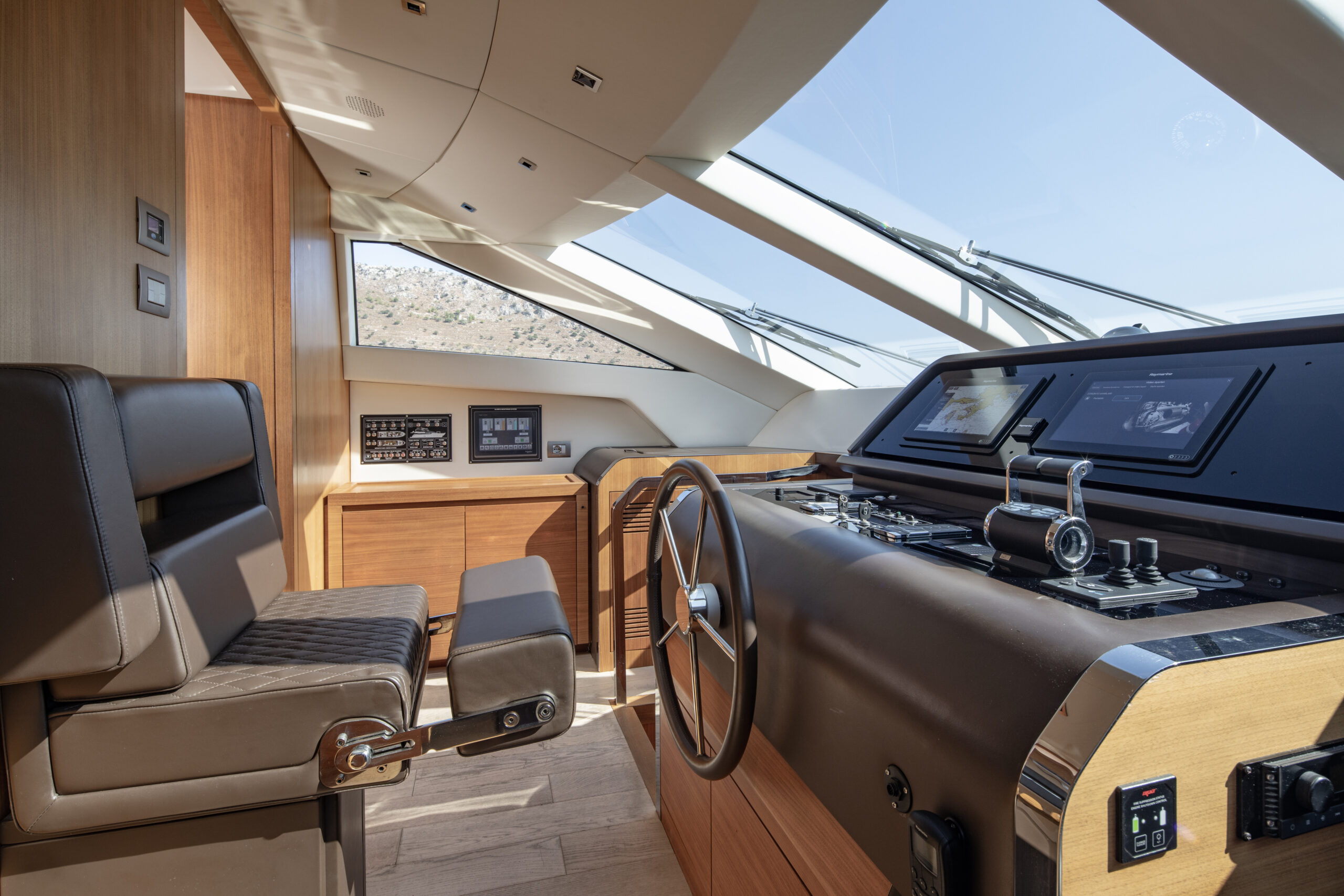 foto: 65 Sanlorenzo SL86