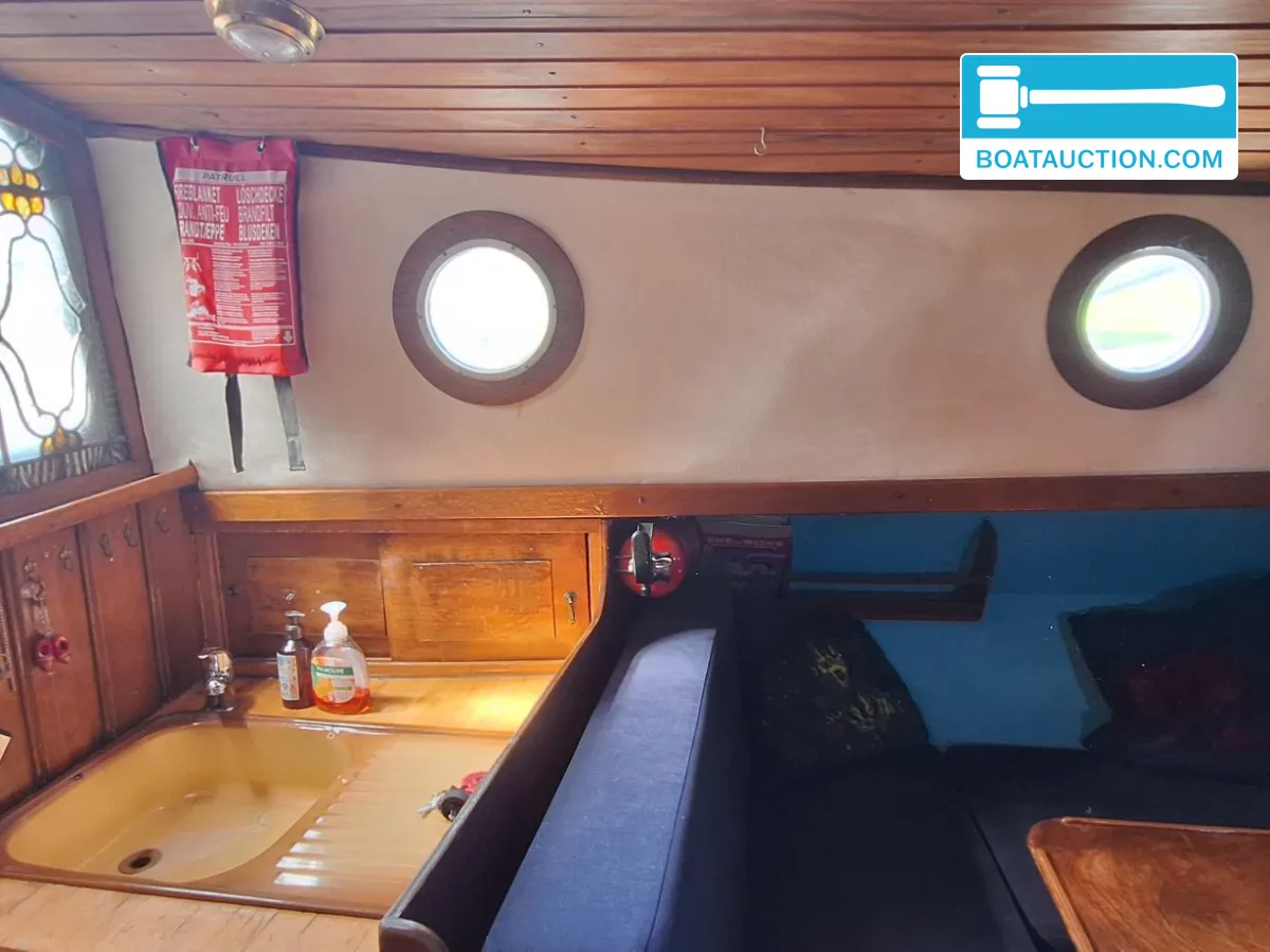 foto: 12 Kos Meinstra Zeeschouw