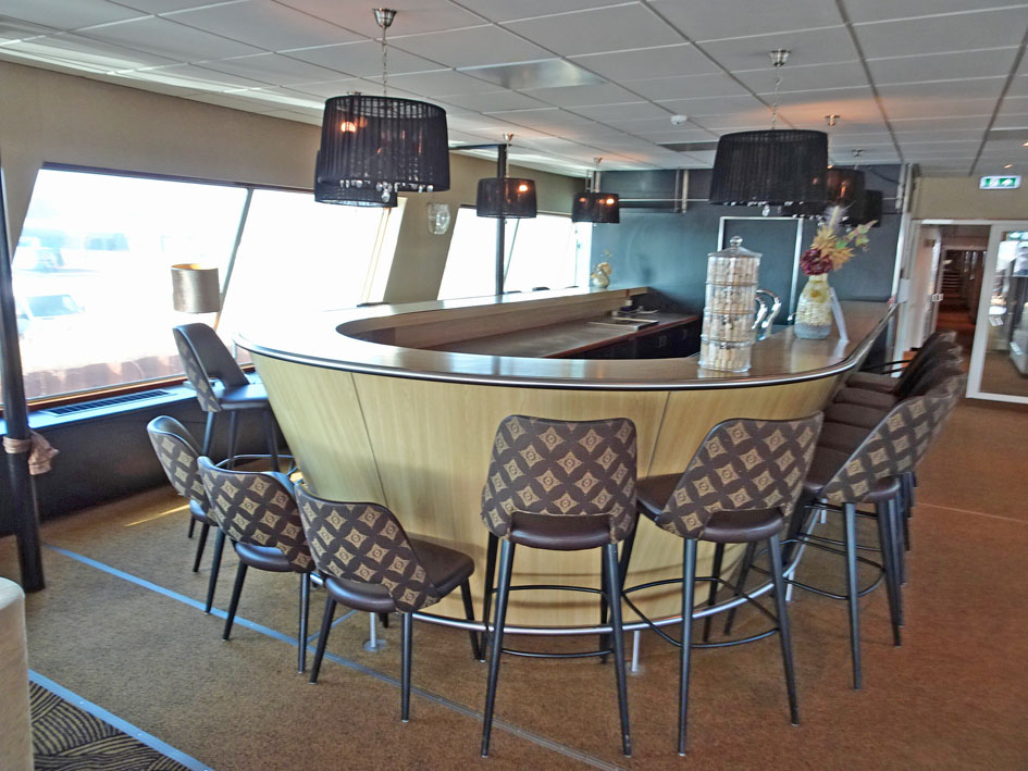 foto: 77 Hotel Passagiersschip 120 passagiers